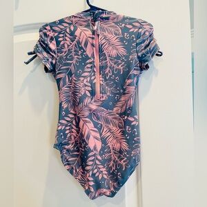 Girls’ One Piece Short Sleeve Swimsuit